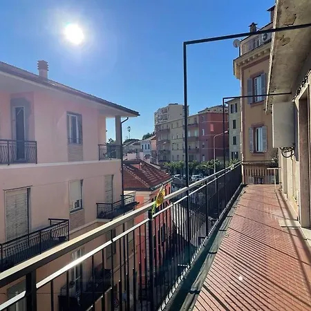 Lo Zaffiro * Imperia